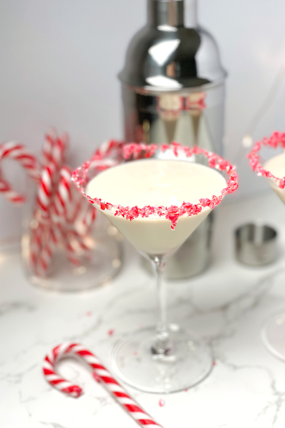 Candy Cane Martini Recipe - ZEN AND HONEY