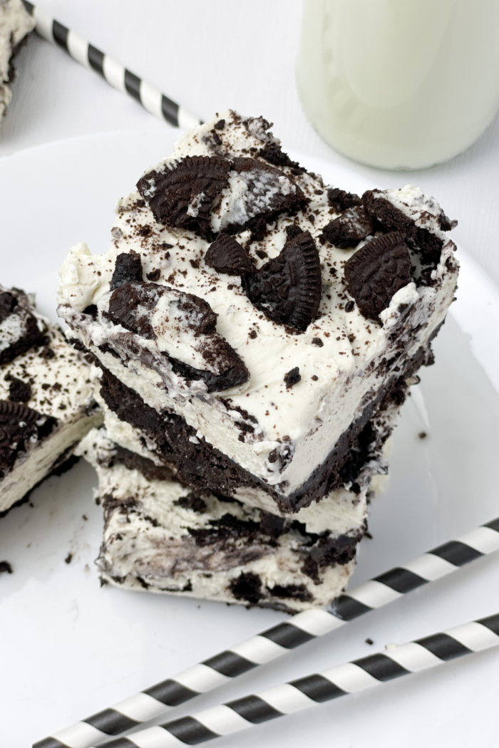 No Bake Oreo Cheesecake Bars ZEN AND HONEY