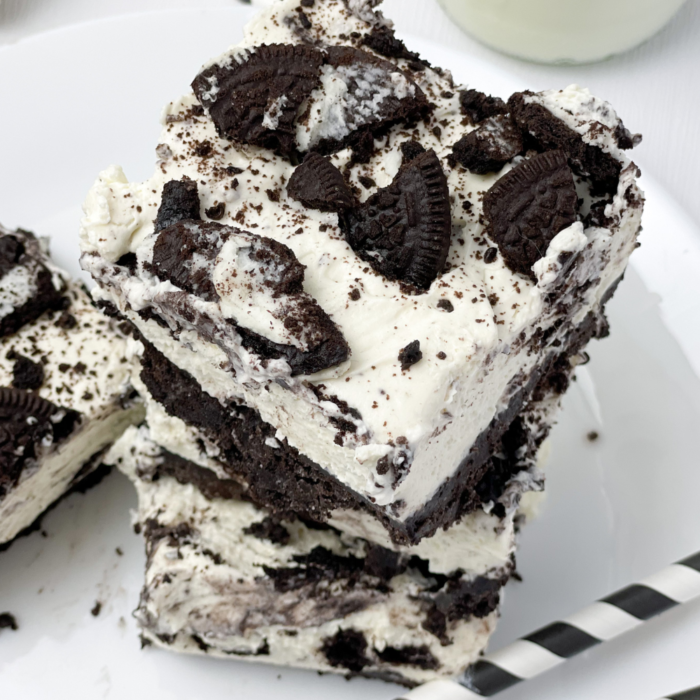 No Bake Oreo Cheesecake Bars - ZEN AND HONEY