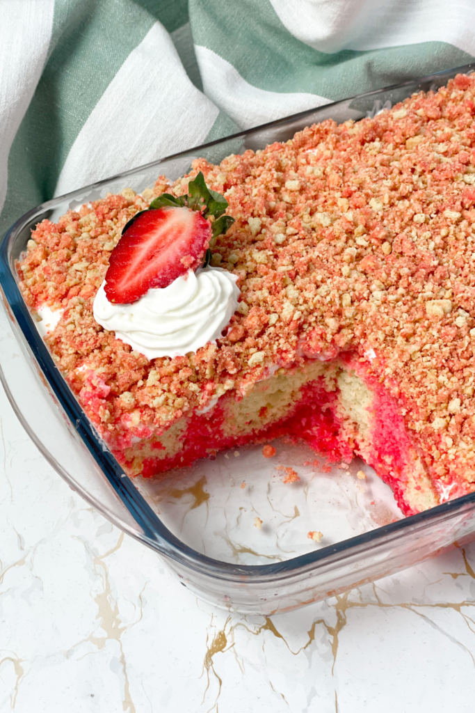 Strawberry Crunch Poke Cake Zen And Honey 4508