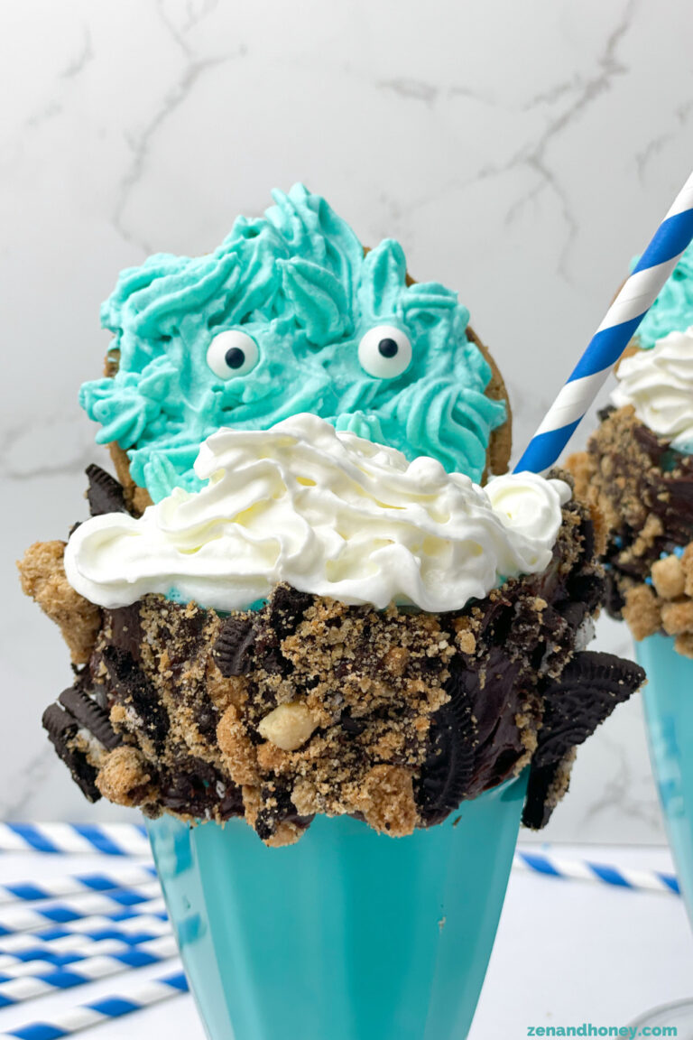 Cookie Monster Milkshake - ZEN AND HONEY