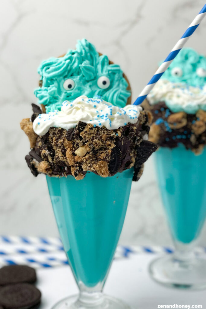 Cookie Monster Milkshake - ZEN AND HONEY