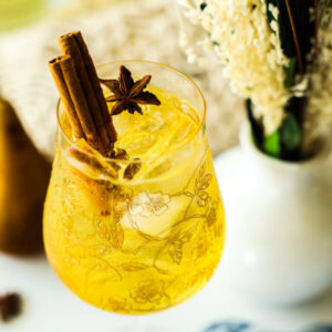 fall pear spritzer