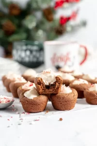 peppermint cookie cups