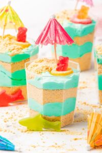 beach pudding cups