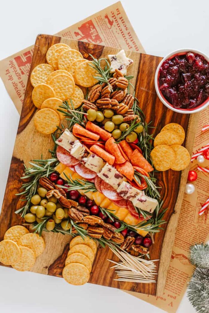 21 Extremely Festive Christmas Charcuterie Board Ideas - ZEN AND HONEY