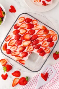 strawberry tiramisu