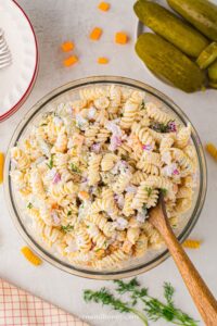 dill pickle pasta salad