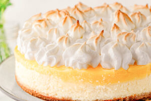 easy lemon meringue cheesecake lemon curd cheesecake