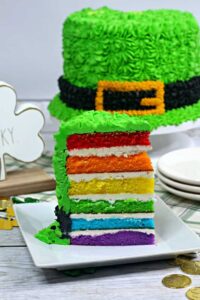 leprechaun hat cake