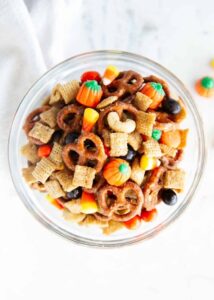 halloween snack mix recipes