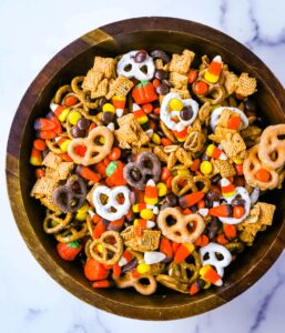 halloween snack mix recipes